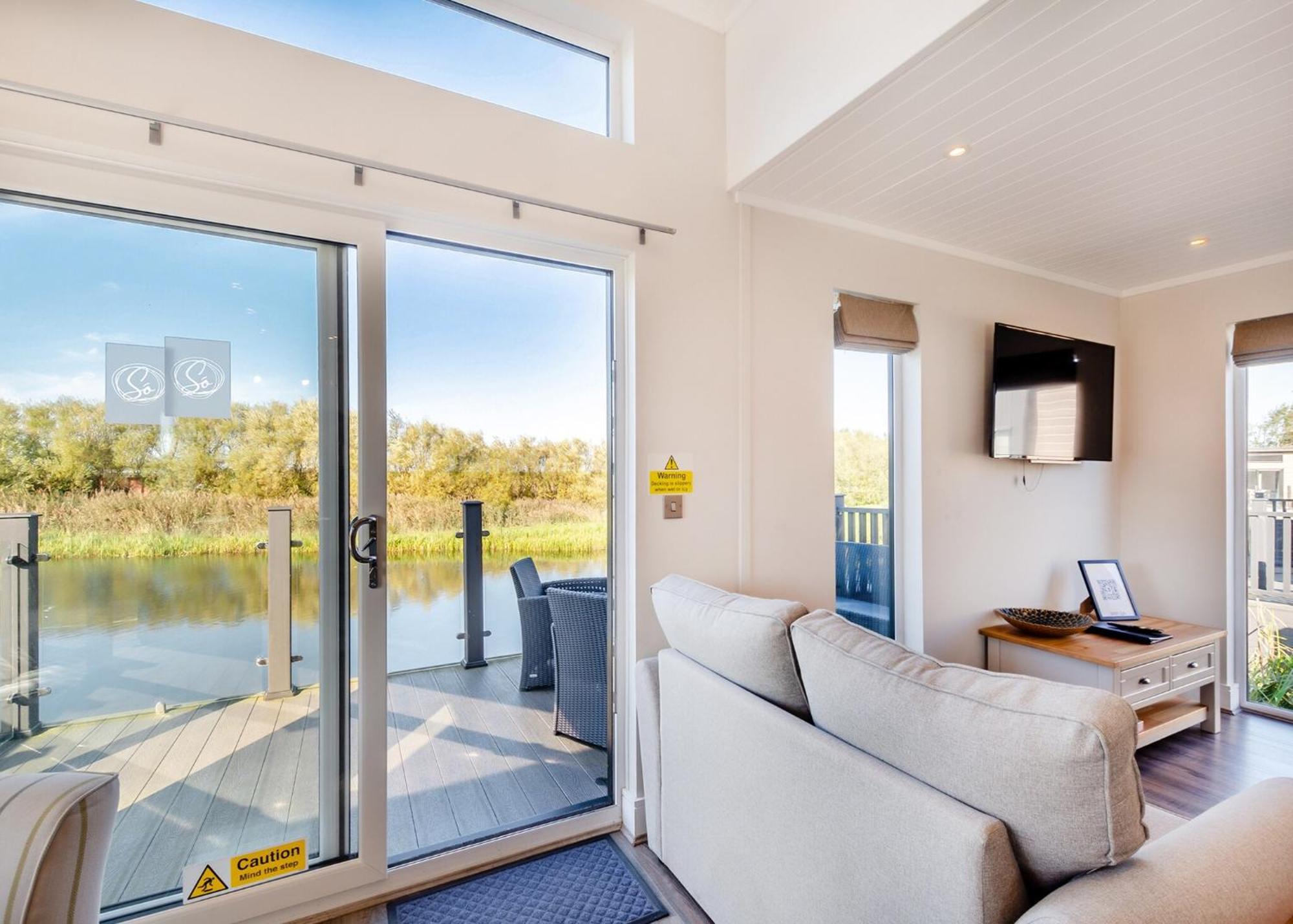 Waterside Hambleton Lakeside Lodges Poulton-le-Fylde Habitación foto